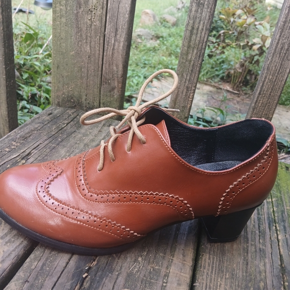 Heeled Loafers Size 10 - Picture 1 of 4
